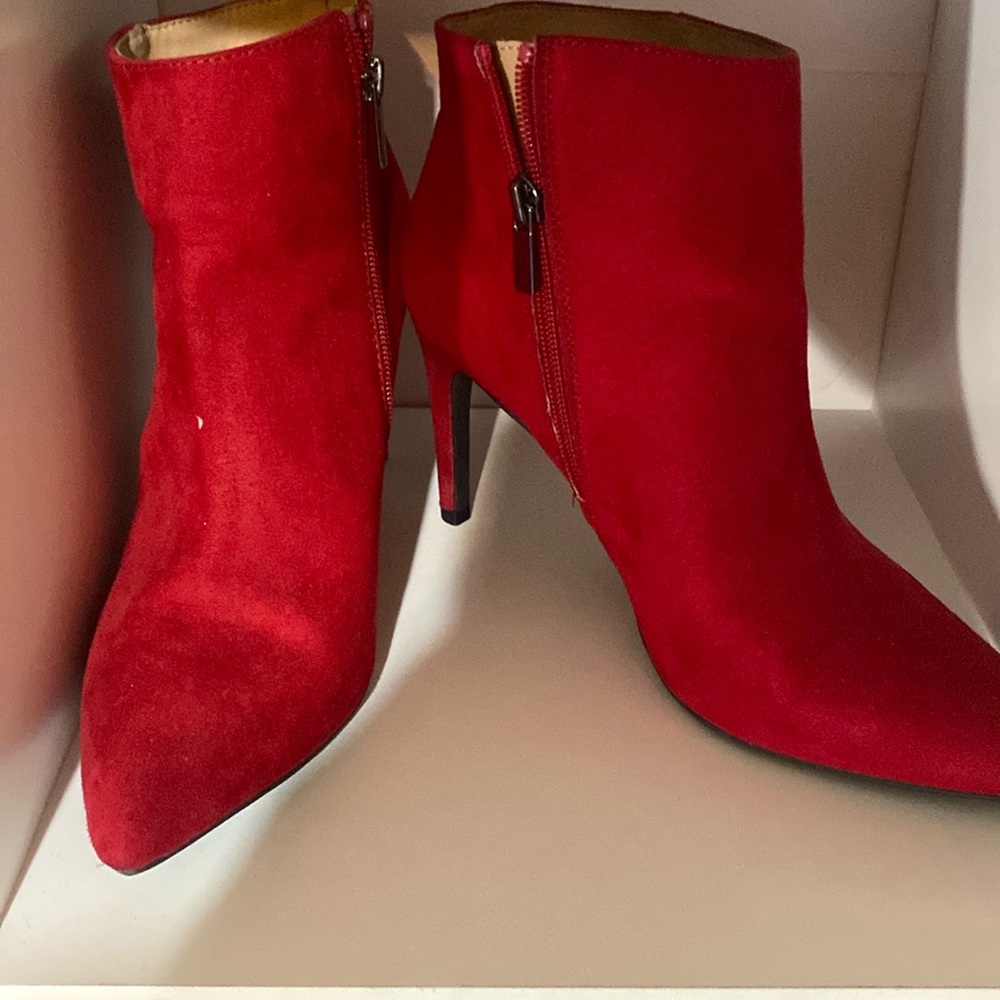 Red boots